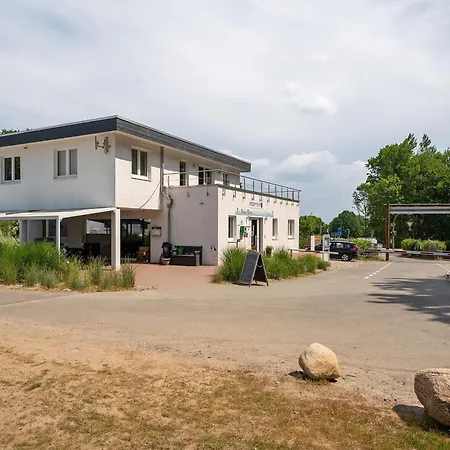 Ferienhaeuser Luebecker Bucht Strandlaeufer 別荘