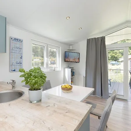 Ferienhaeuser Luebecker Bucht Strandlaeufer * ハーフクルーク